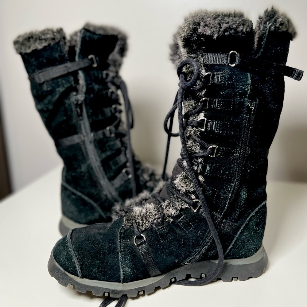 Skechers Grand Jams Unlimited Womens Black Suede Faux Fur Trims Boots